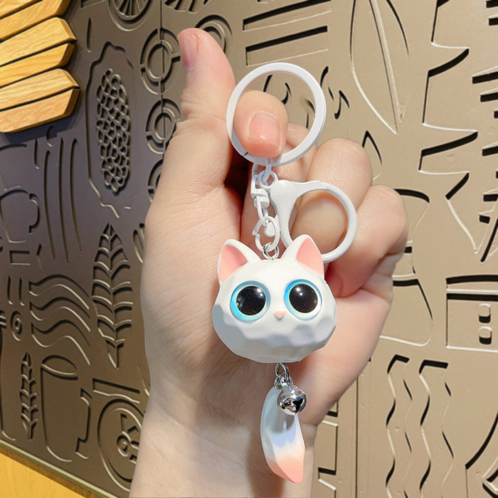 Wholesale Cute cartoon big-eyed cat head resin couple hanging tail cat pendant small gift doll key