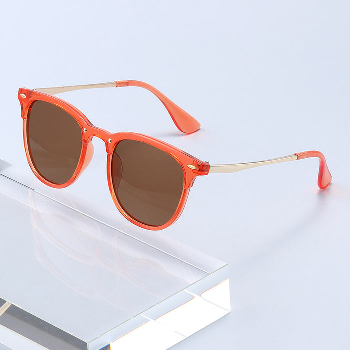 Wholesale Retro and personalized street photography sunglasses, fashionable new style of rice nail sunglasses