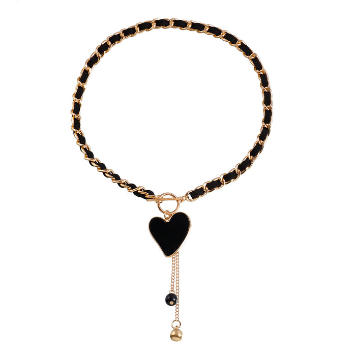 Wholesale Wrapped velvet black heart mother-of-pearl necklace for women,  clavicle chain tassel necklace