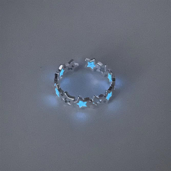 Wholesale Five pointed star alloy ring, fashionable and luminous, leaf opening ring, star ring wholesale