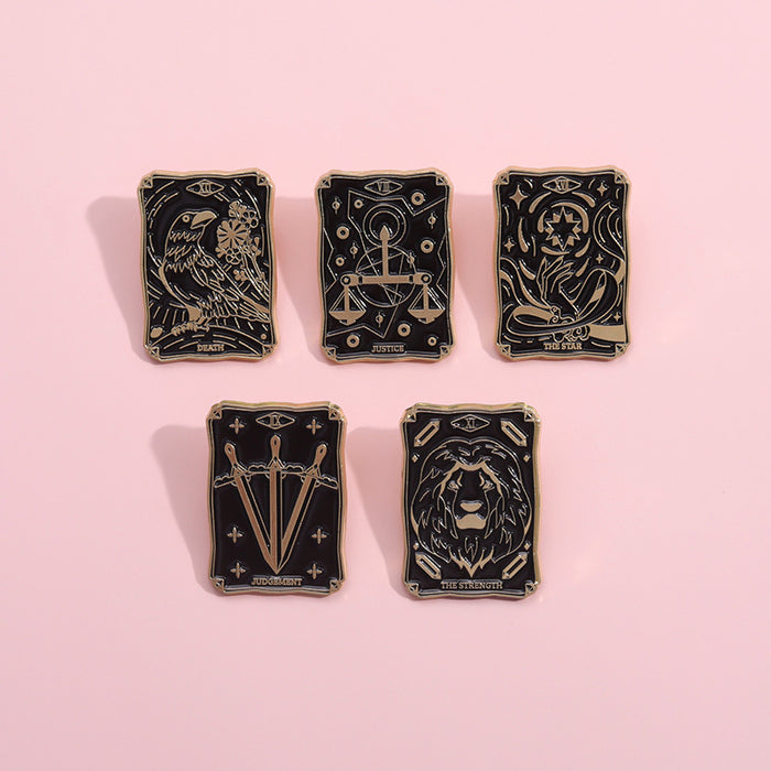 Wholesale Retro Creative Tarot Card Metal Brooch Cartoon Geometric Sun and Moon Emblem JDC-BC-BL005