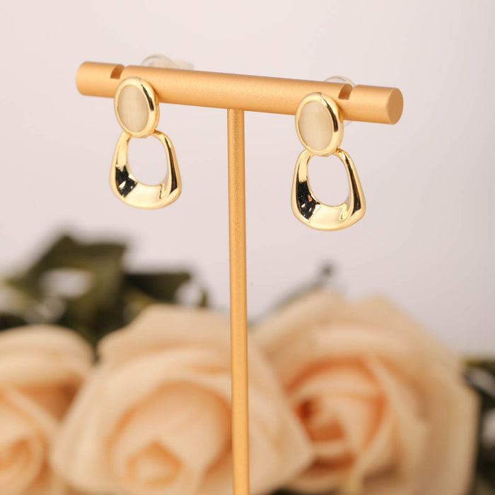 Wholesale Minimalist temperament earrings for women, light luxury, personalized geometric design earrings, fashionable and high-end earrings
