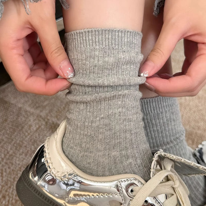 Wholesale Gray socks, mid length socks, long and thin styles, stacked socks