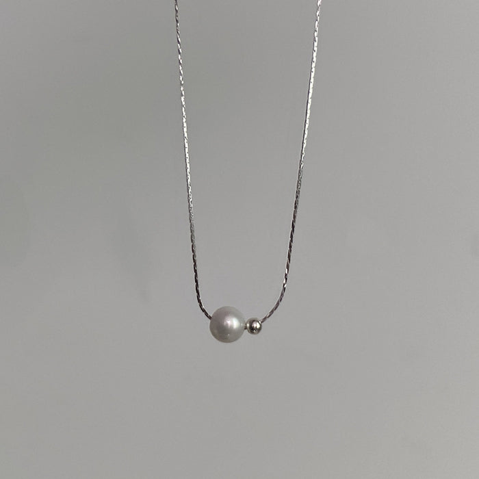 Wholesale Design simple pearl pendant necklace, light luxury, fashionable and high-end, versatile collarbone chain accessory