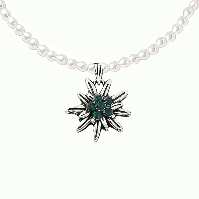 Wholesale Vintage Edelweiss Pendant Necklace Faux Pearl Rhinestone Oktoberfest Themed Women S Collarbone Chain Fashion Jewelry