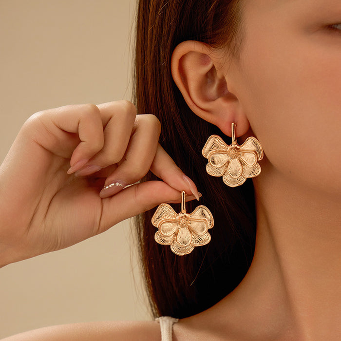 Wholesale Artistic retro glazed flower earrings with gentle and exquisite atmosphere, earrings with studs and earrings