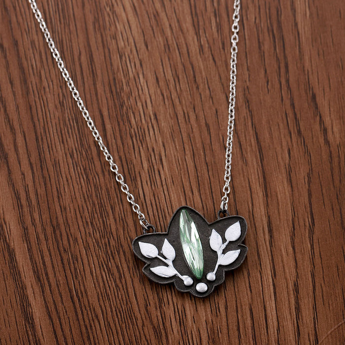 Wholesale Metallic leaf diamond necklace with old-fashioned design,  versatile jewelry