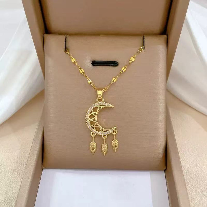 Wholesale Star and Moon Luxury Diamond Clavicle Necklace
