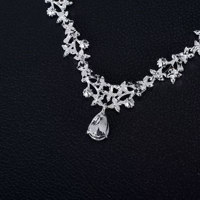 Wholesale Teardrop-shaped pendant clavicle chain earrings two-piece set