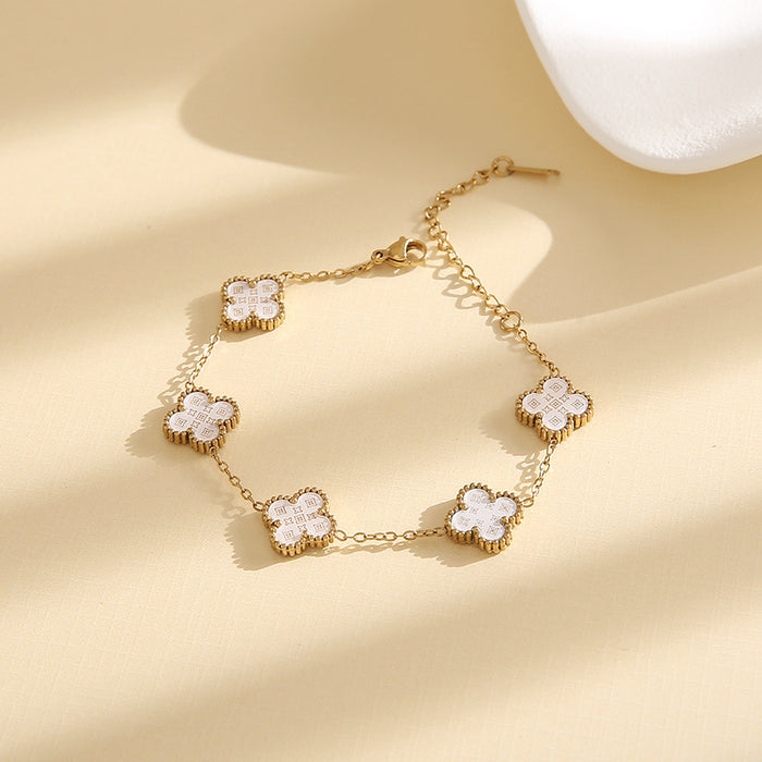 Wholesale Titanium steel non-fading four-leaf clover bracelet