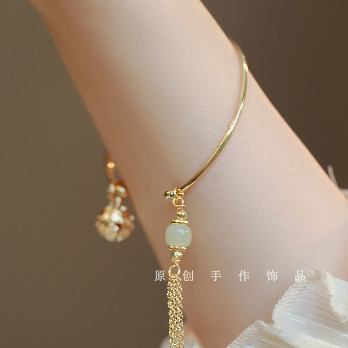 Wholesale Small niche design tassel transfer bead bell bracelet