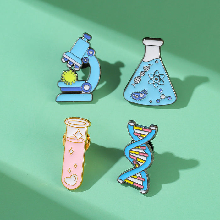 Wholesale Electroplated Metal Chemical Flask Brooch Pin Chic Science Experiment Gene Microscope Design Fashion Jewelry Accessory