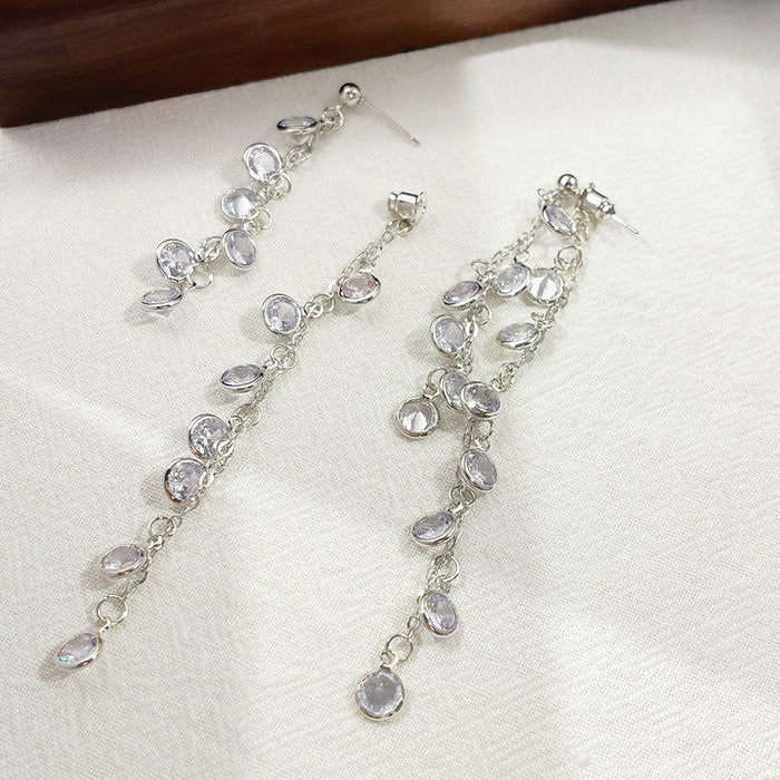 Wholesale New style of light luxury fashion long earrings with tassel earrings, simple and versatile earrings