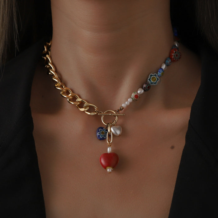 Wholesale Glass heart necklace, elegant personality, pearl collarbone necklace accessory
