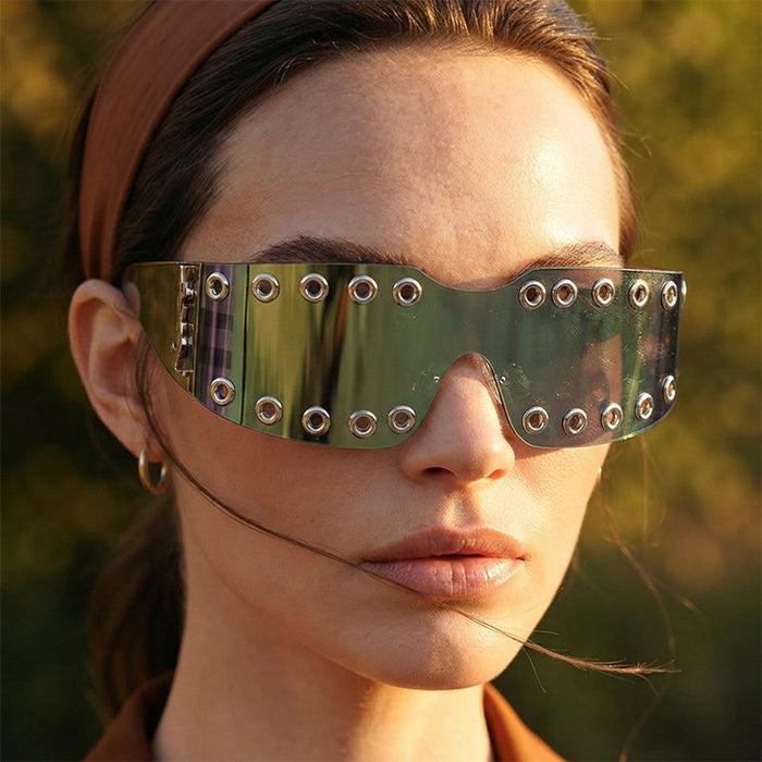 Wholesale Punk Studded Sunglasses UV400 Sun Protection Fashion Accessory Gift Boutique