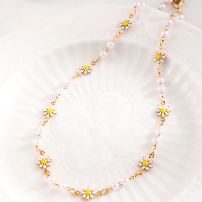 Wholesale Simple diamond inlaid butterfly necklace for women with a niche temperament, versatile color diamond collarbone chain accessory