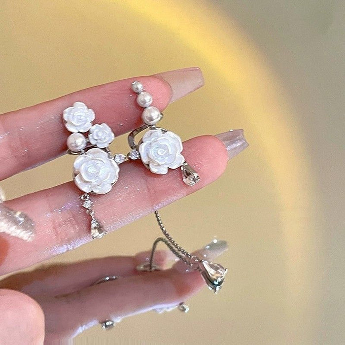 Wholesale Rose asymmetrical ear clip with a niche temperament and no ear hole earrings