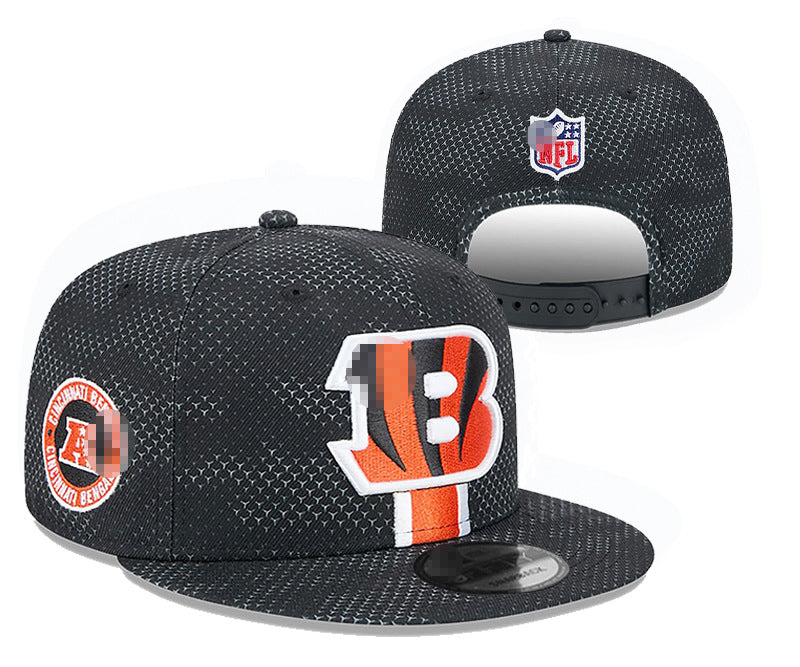 Wholesale Outdoor Sun Protection Sun Hat  Embroidered Flat Hat Football Team Hat