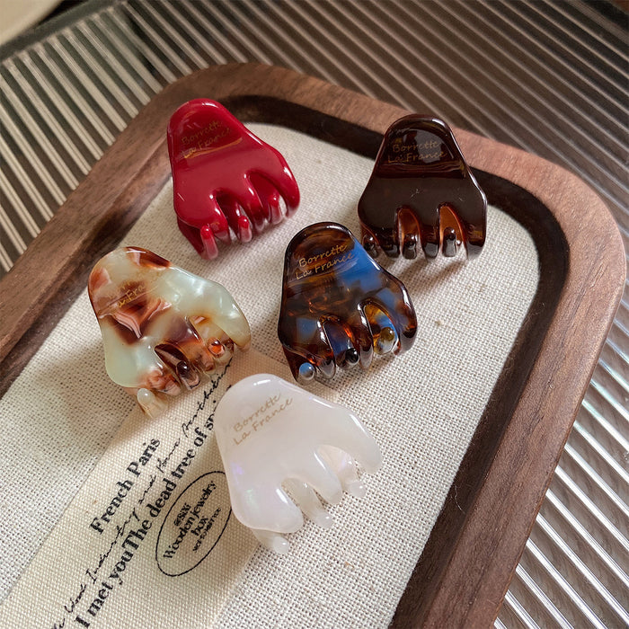 Wholesale Cute small bone clip, small size, side grip clip, retro temperament, hair accessory with a broken eight character clip