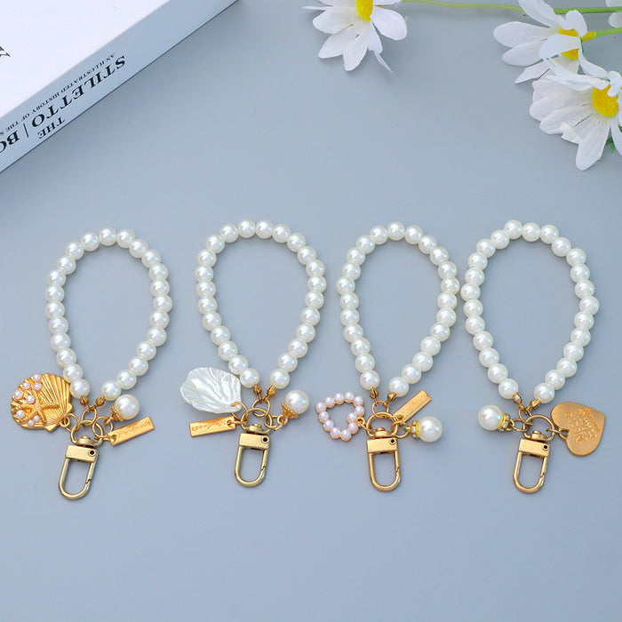 Wholesale Pearl Love Shell Keychain Beaded Hand Chain Key Ring Girl Heart Mobile Phone Bag