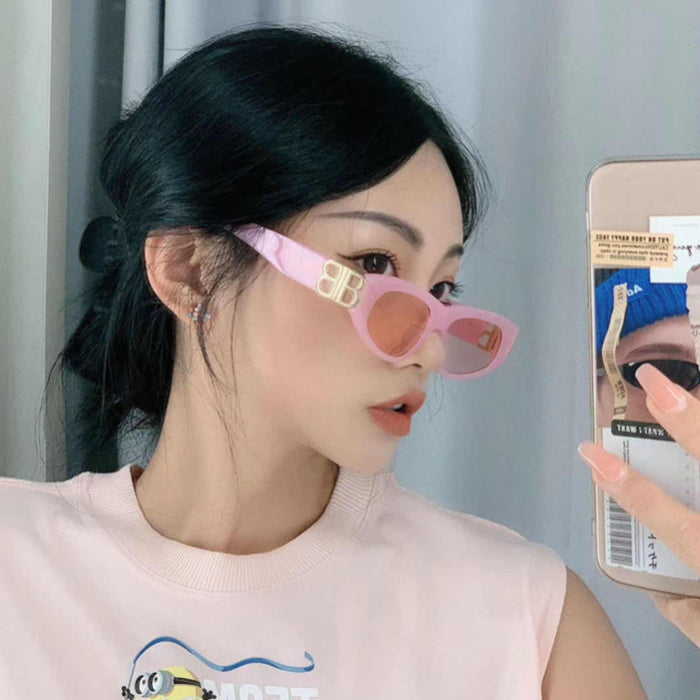 Wholesale Fashionable and trendy small frame sunglasses with concave frame design for photography sunglasses