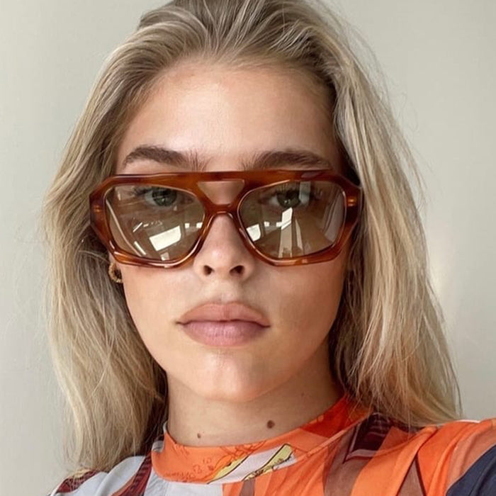 Wholesale Irregular contrasting sunglasses, retro sunglasses, personalized glasses