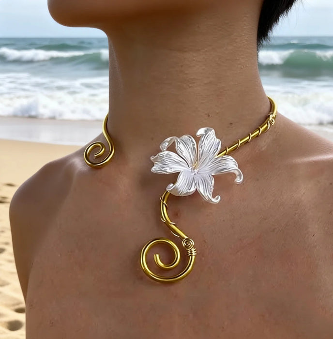 Wholesale Gold Flower Calla Lily Collar Necklace Zinc Alloy Fashion Accessory