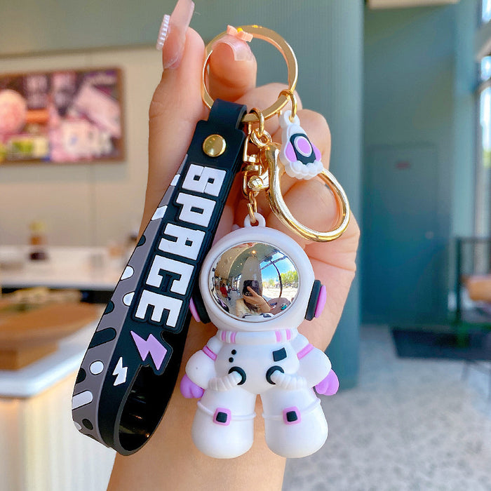 Wholesale Cartoon astronaut keychain schoolbag pendant cute astronaut pendant couple key