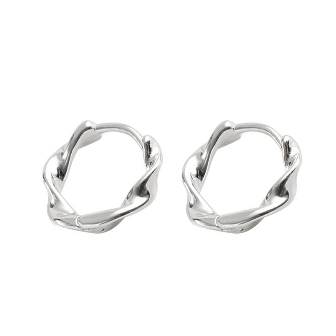 Wholesale Silver Simple Ear Ring Design Sense Cold Wind Ear Stud Niche Circle Ear Buckle All-match Elegant Earrings