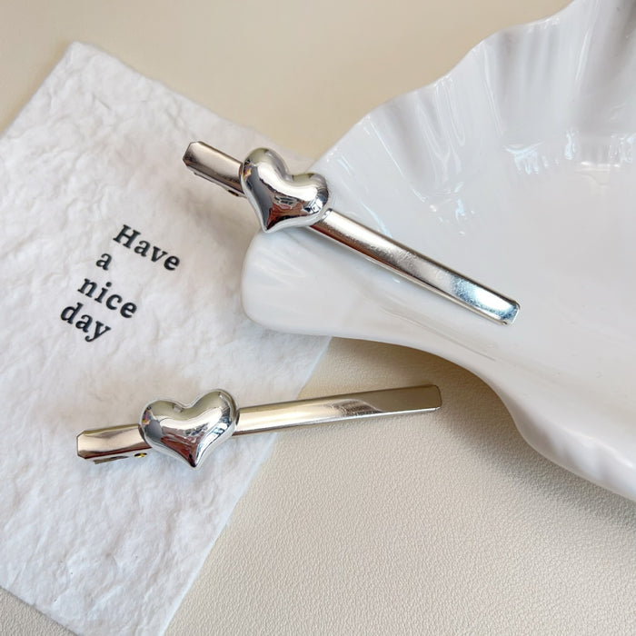 Wholesale silver Love Hair Clip Exquisite Simple Clip Front Side Clip New