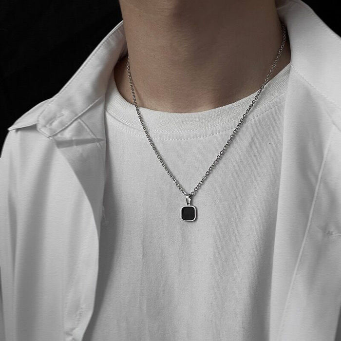 Wholesale  Titanium Steel Black Square   Necklaces Men's Necklaces Titanium Steel Couple's Woolen Chain Accessories Women