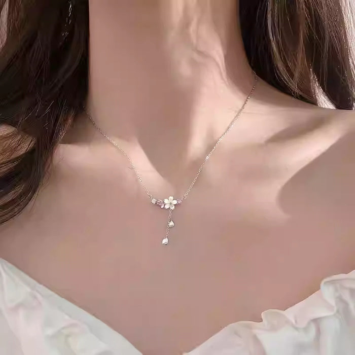 Wholesale New shell cherry blossom necklace with niche temperament collarbone chain
