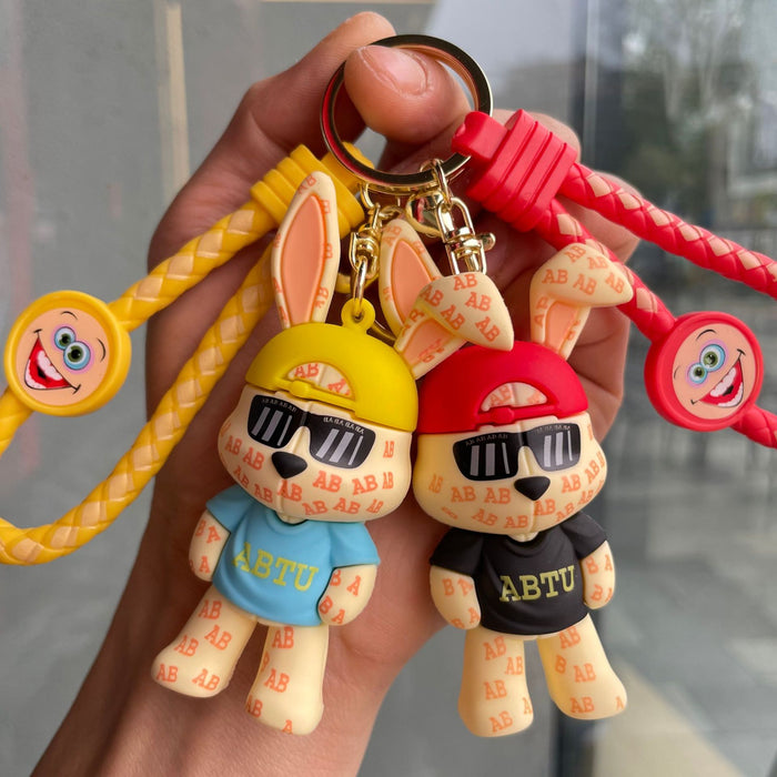 Wholesale Rabbit keychain pendant backpack accessories car hanging chain small gift wholesale