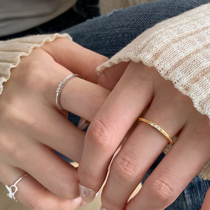 Wholesale Copper plated fine sparkling zircon ring for women, versatile for daily use, index finger ring and bracelet