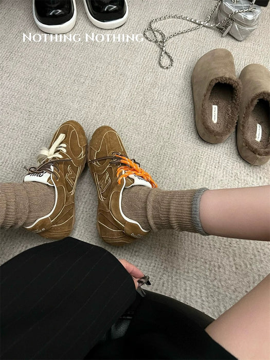 Wholesale Versatile autumn and winter contrasting thick wool socks for warmth, simplicity, and artistic style, with a long tube and stacked socks