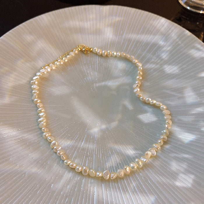 Wholesale Pearl necklace women's new irregular pearl necklace elegant temperament sweet collarbone chain