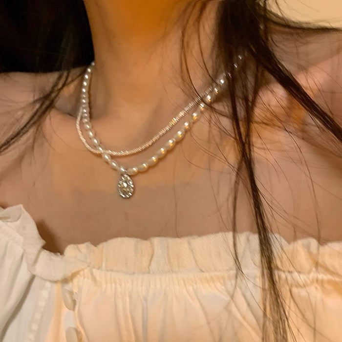 Wholesale Pearl necklace for women, light luxury, niche, high-end, minimalist necklace, millet grain collarbone chain accessory
