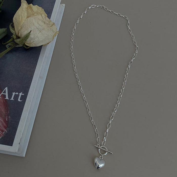 Wholesale Otter Buckle Love Pendant Necklace Female Niche Design