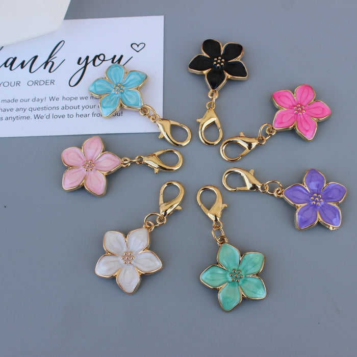 Wholesale Pearlescent colorful small flower classic flower pendant keychain bag decoration
