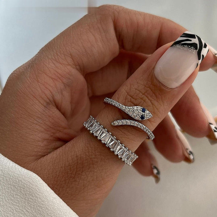 Wholesale Jewelry snake shaped diamond inlaid ring, personalized irregular alloy layered ring