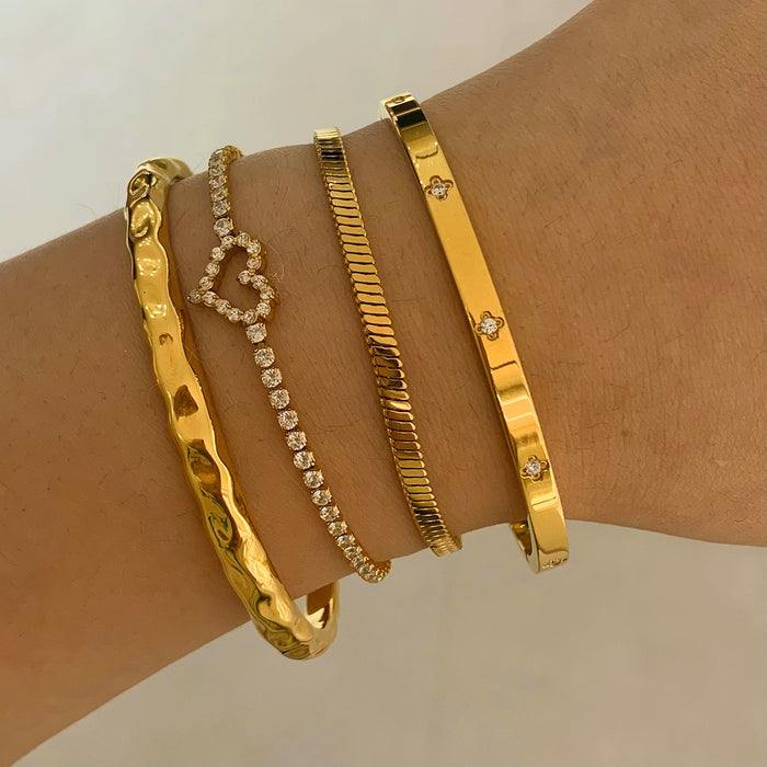 Wholesale Fashion Heart Shaped Irregular Texture Stackable Bracelet Set Stainless Steel Electroplated Women S Jewelry Accessory Everyday Wear