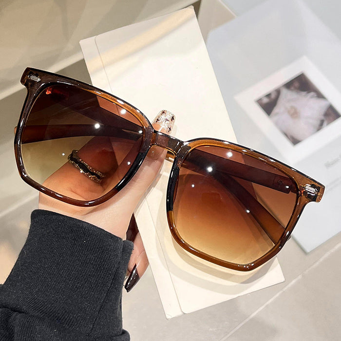 Wholesale High end fashion sunglasses with irregular frames, UV resistant sunglasses