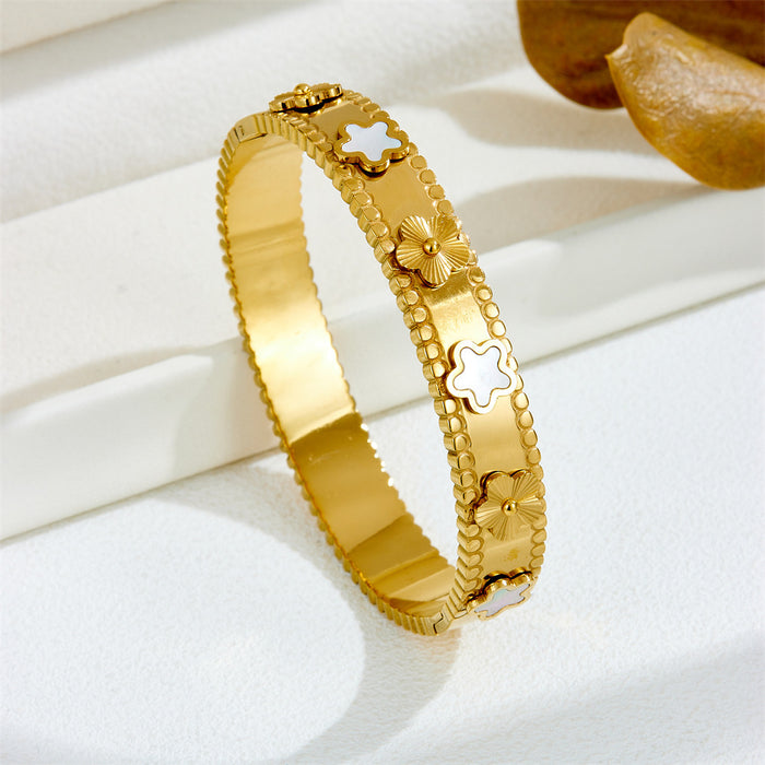 Wholesale Titanium steel five-leaf clover gold-plated bracelet
