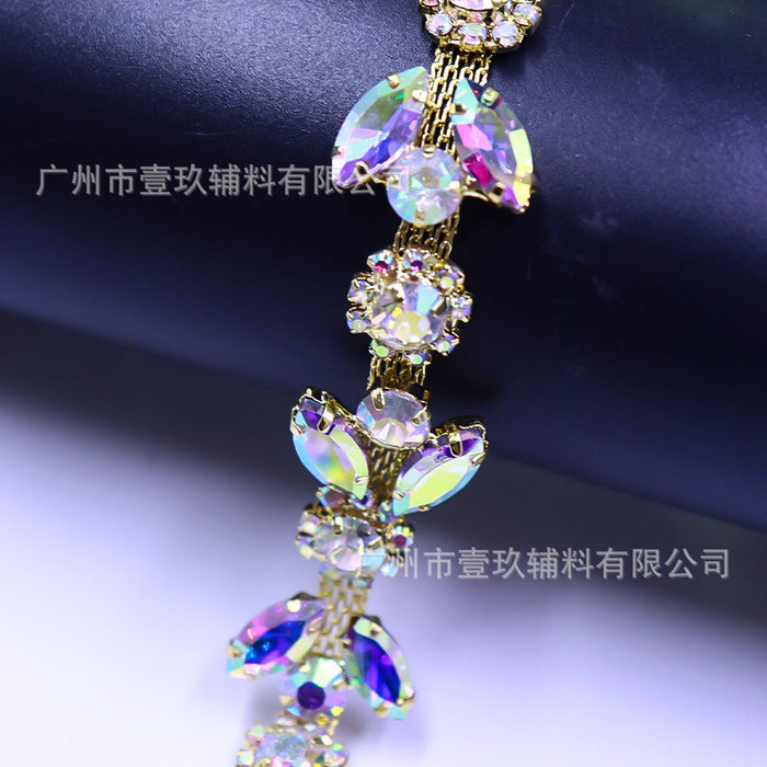 Wholesale Crystal rhinestone chain for DIY clothing accessories and decorations.