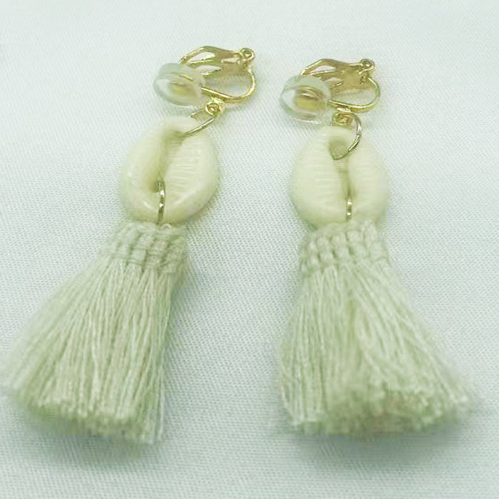 Wholesale Retro minimalist necklace with geometric hollow knot decoration