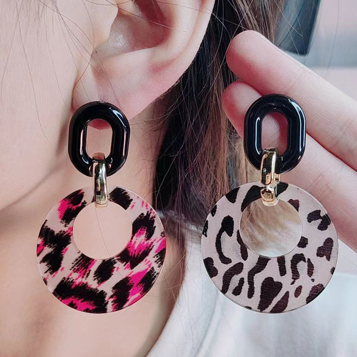 Wholesale Retro hollow colored circular acrylic earrings with personalized leopard print earrings and ear accessories