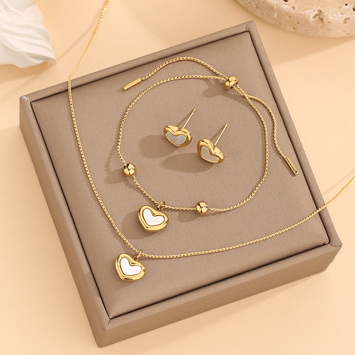 Wholesale French Shell Love Necklace