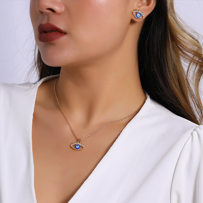 Wholesale New pendant, fashionable and simple, dripping oil Devil's Eye necklace, personalized alloy earrings, collarbone chain