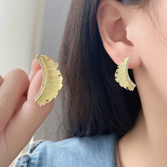 Wholesale leaf earrings women's niche design earrings