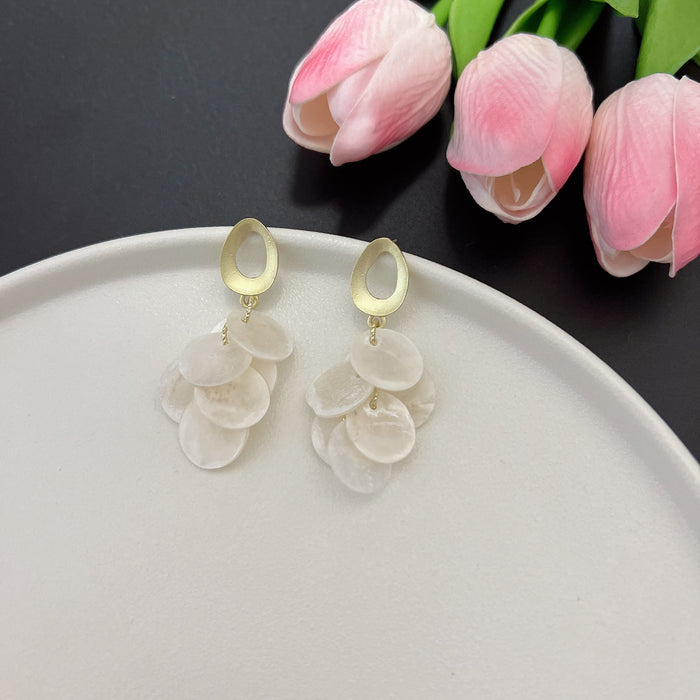 Wholesale Round Shell Tassel Earrings